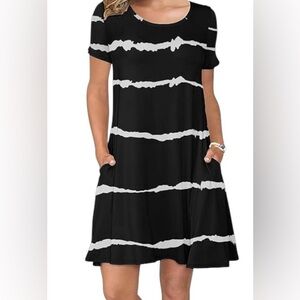 Askyes. Cute, Black Dress with White Accents. Sz L